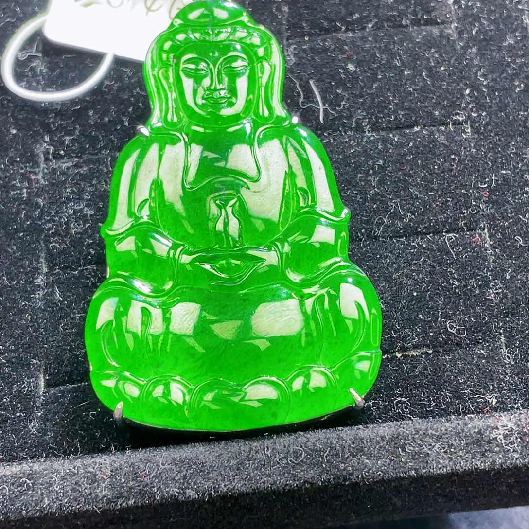 翡翠颈饰未镶嵌14，