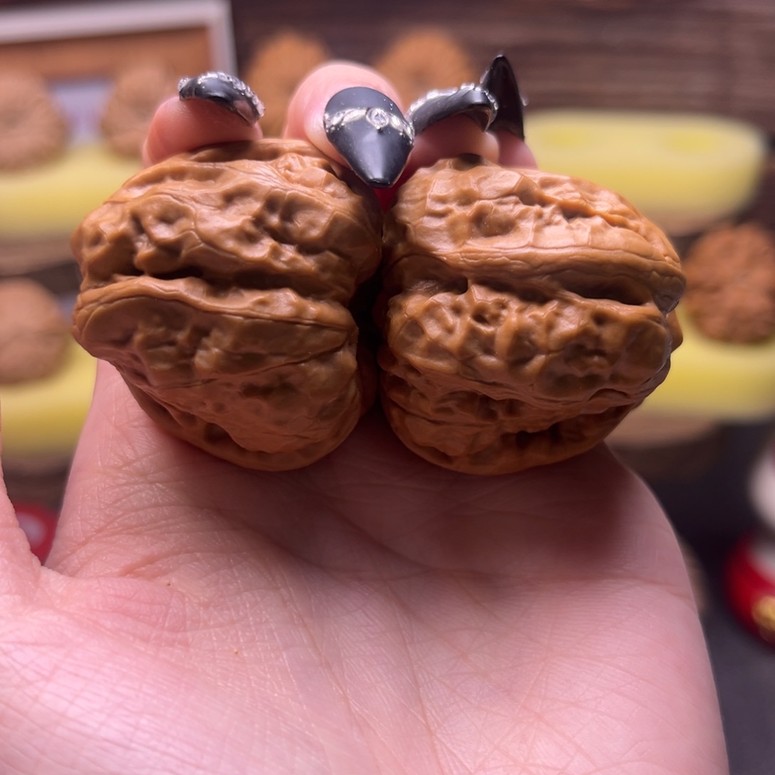 文玩核桃吊坠蛤蟆头闪53