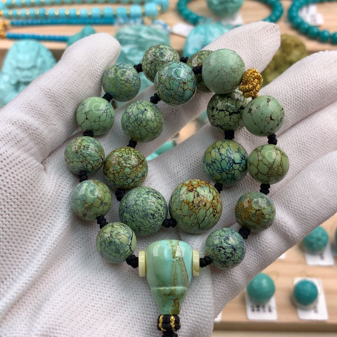 绿松石珠宝玉石未镶嵌