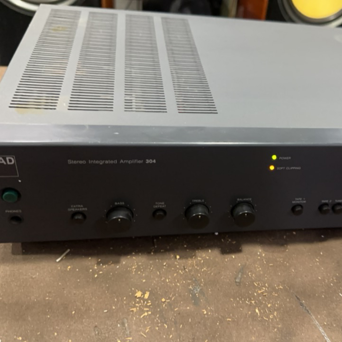 8新 NAD 304 功放机