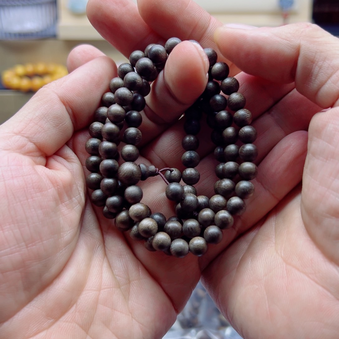 水晶手串未镶嵌白棋楠多圈