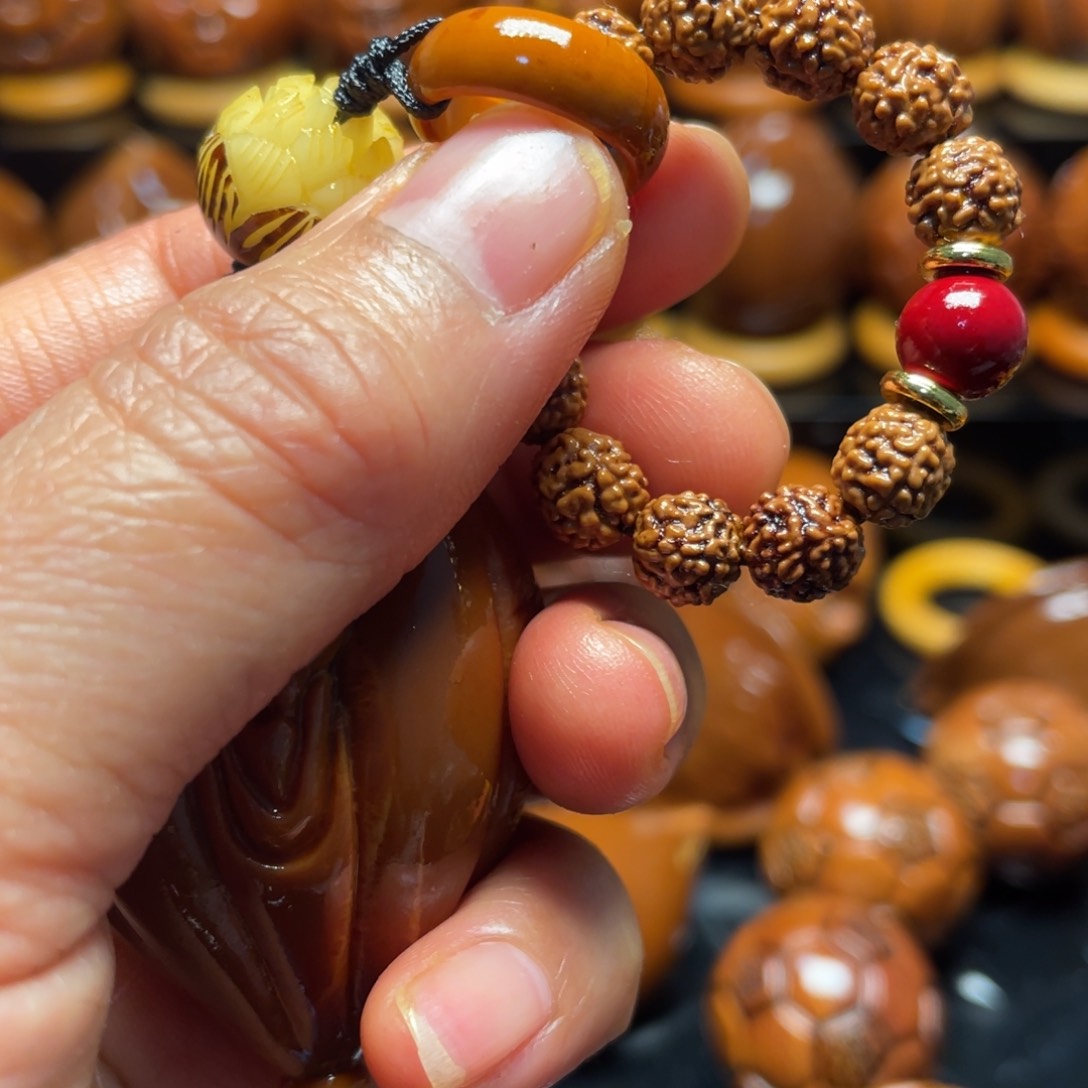 橄榄核手串/手链龙****p四面，一个