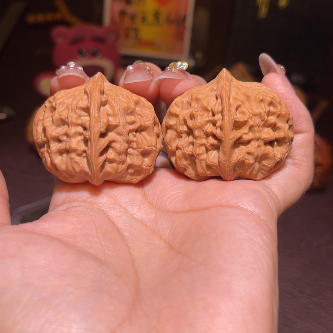 文玩核桃把件41玉枕元宝