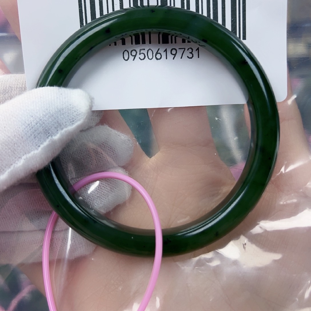 和田玉（碧玉）手镯未镶嵌59