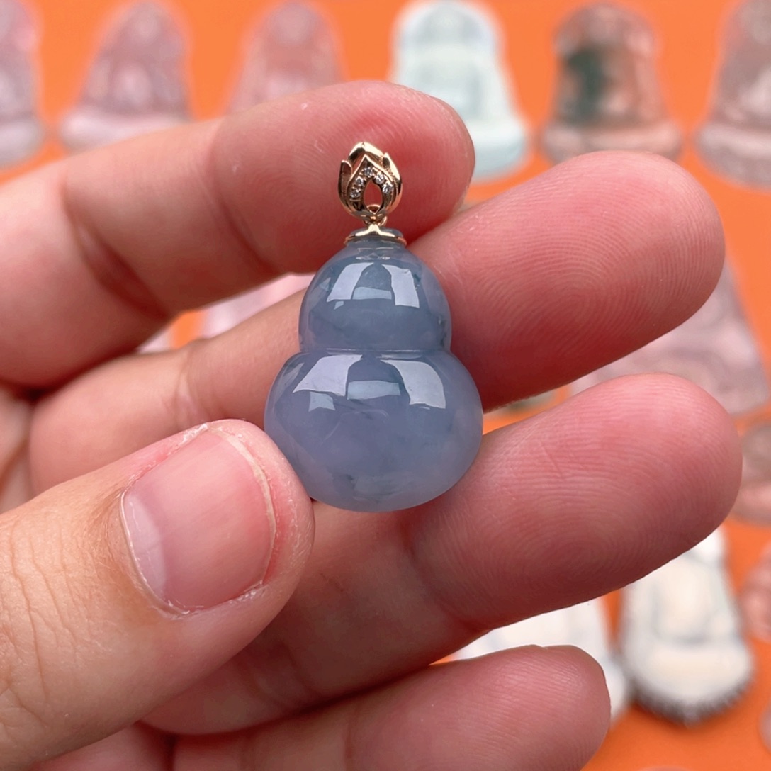 翡翠颈饰未镶嵌23.5/18/8.5