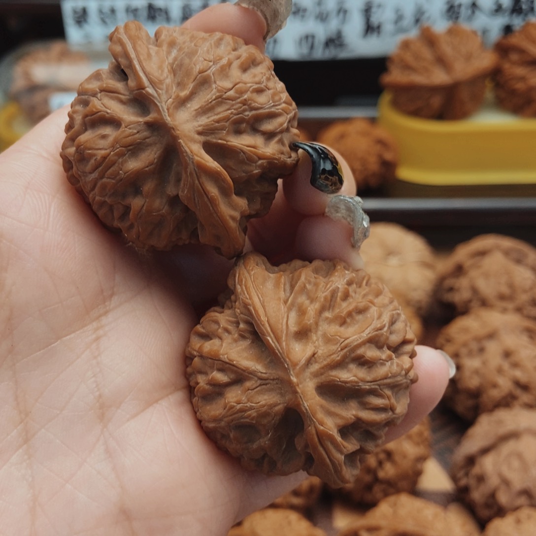 吊坠文玩核桃40全品宫灯