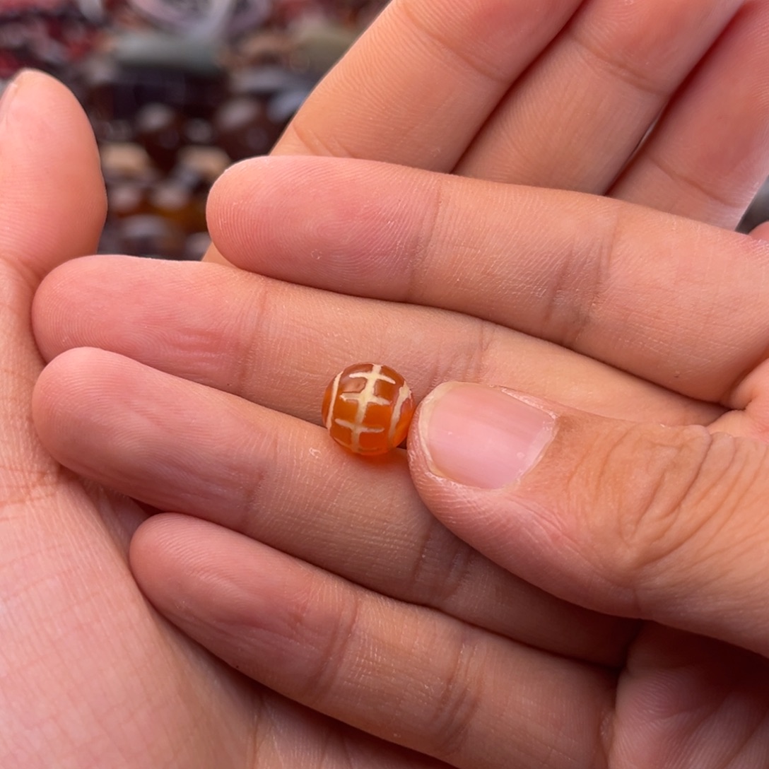 未镶嵌单珠玛瑙/玉髓胡*