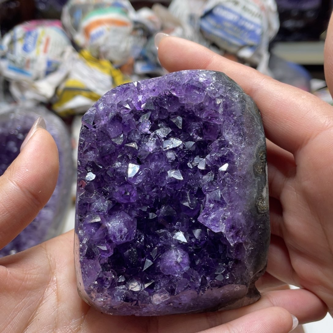 紫晶大型摆件（非配饰）未镶嵌