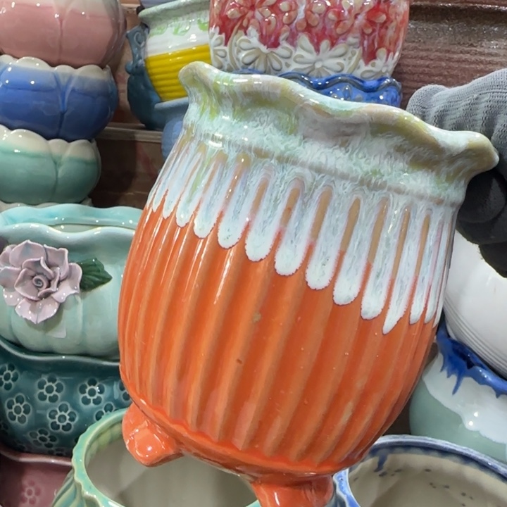 凑9块包邮，有孔，陶瓷花盆