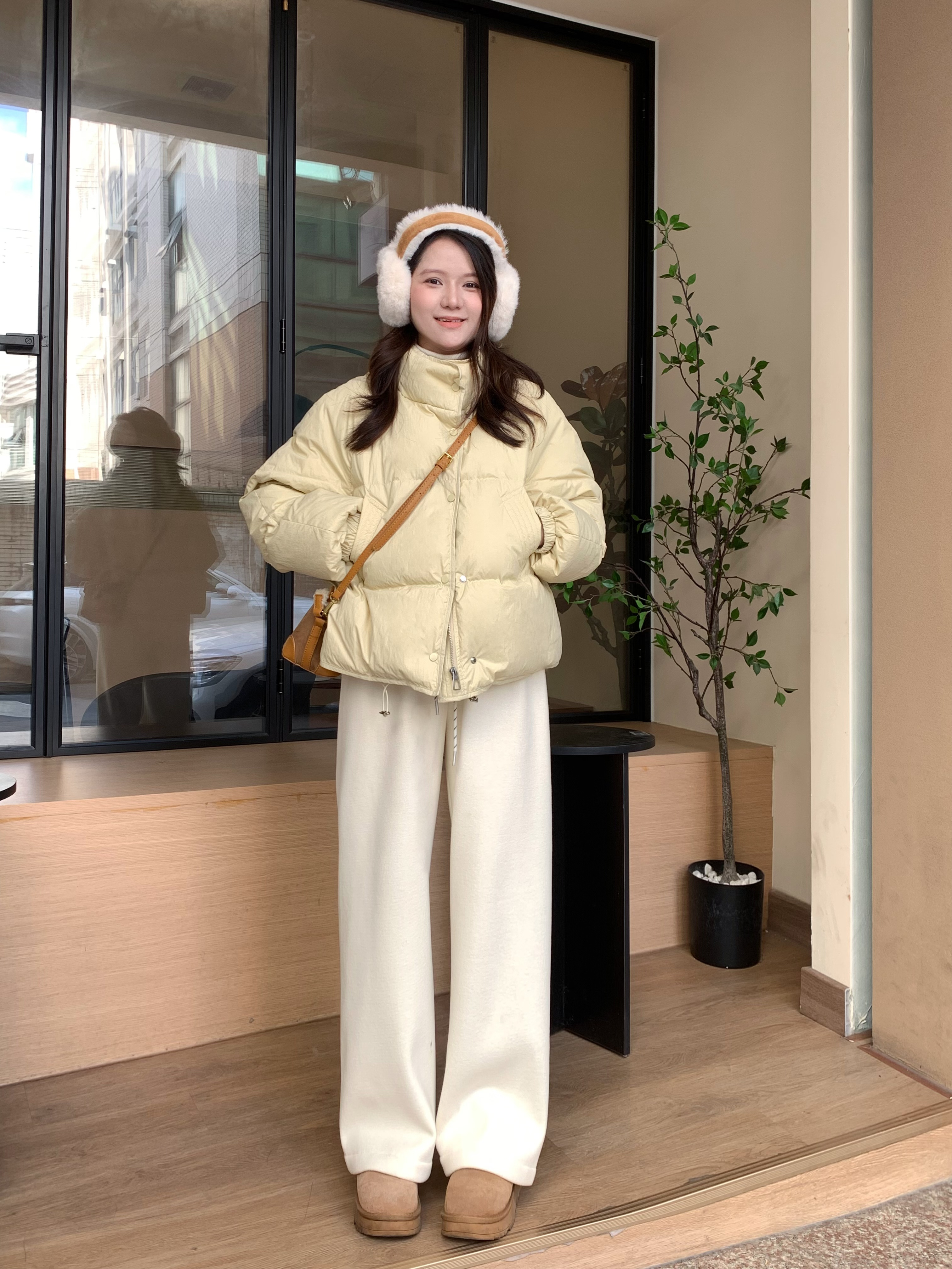 运补小个子秋冬新国标90白鸭绒轻薄百搭显瘦显白立领插肩袖羽绒服