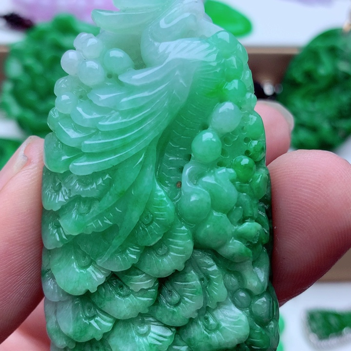 翡翠未镶嵌吊坠(不含链)