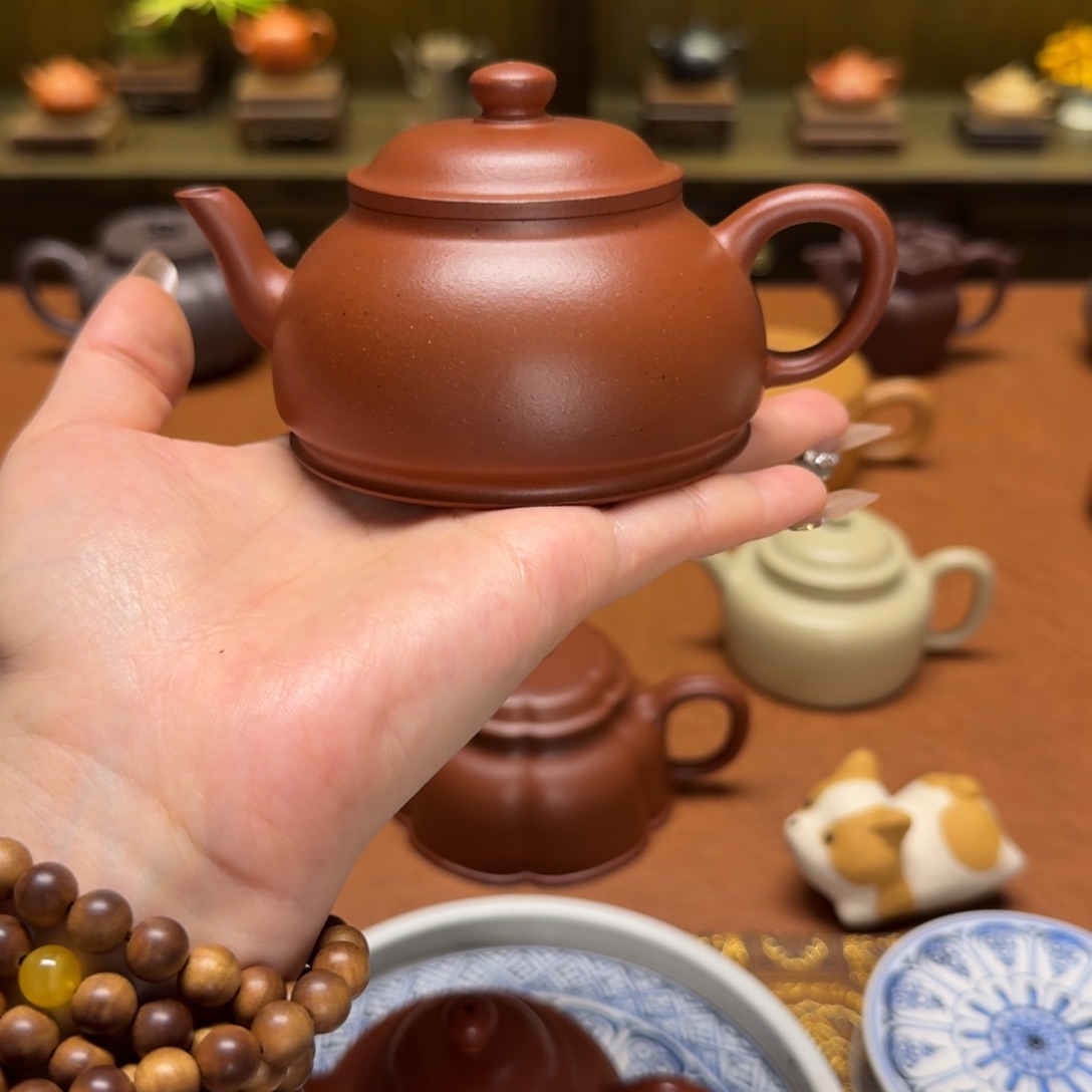 紫砂茶壶165cc，底槽清泥，全手工制作