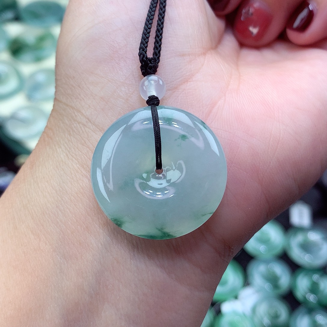 翡翠颈饰未镶嵌尺寸25.1/6.3