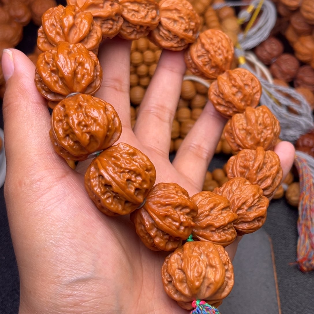 猴头核桃吊坠霸王龙手持15颗