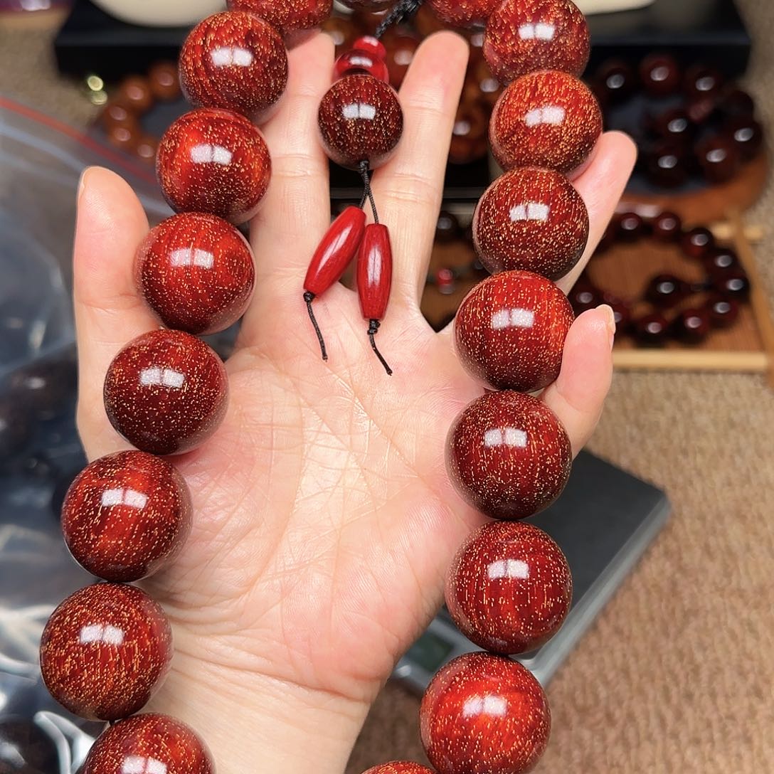 檀香紫檀（小叶紫檀）2.5手红