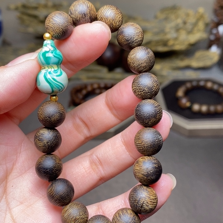 沉香手串越南芽庄龙鳞绿棋楠1.0➕大漆设计配饰
