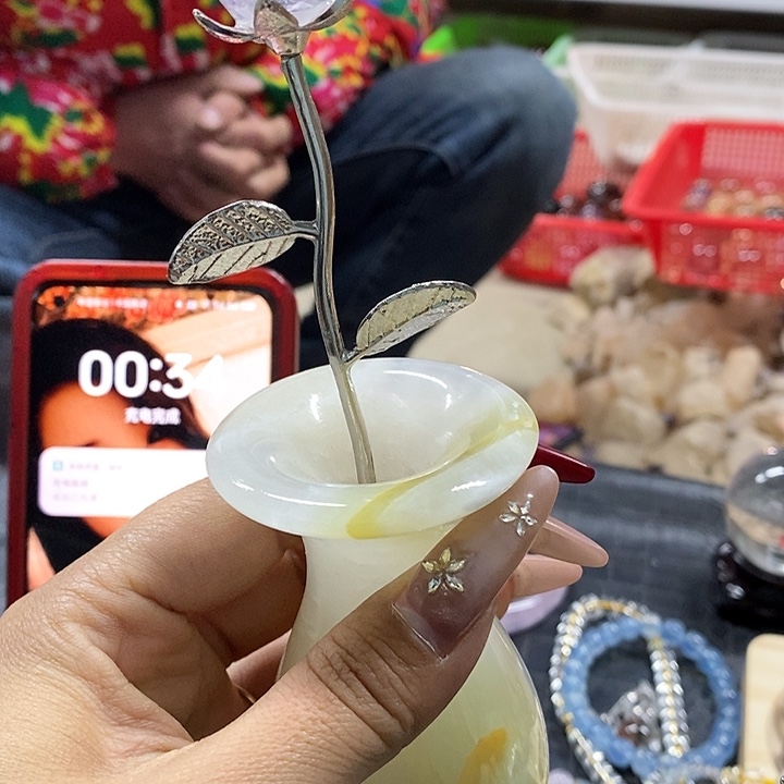 麦***兜水晶未镶嵌珠宝半成品
