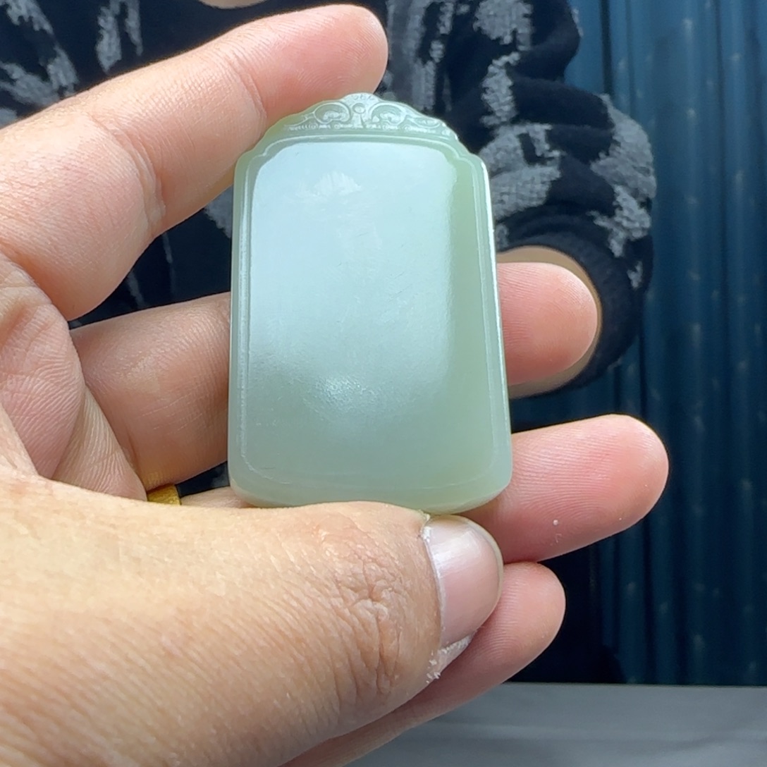 和田玉未镶嵌吊坠(不含链)