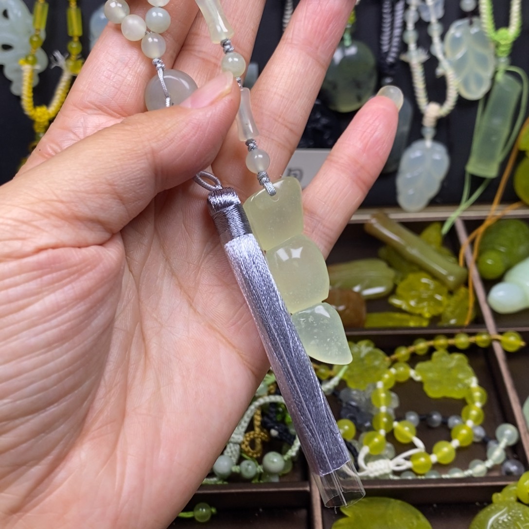 蛇纹石玉未镶嵌岫玉