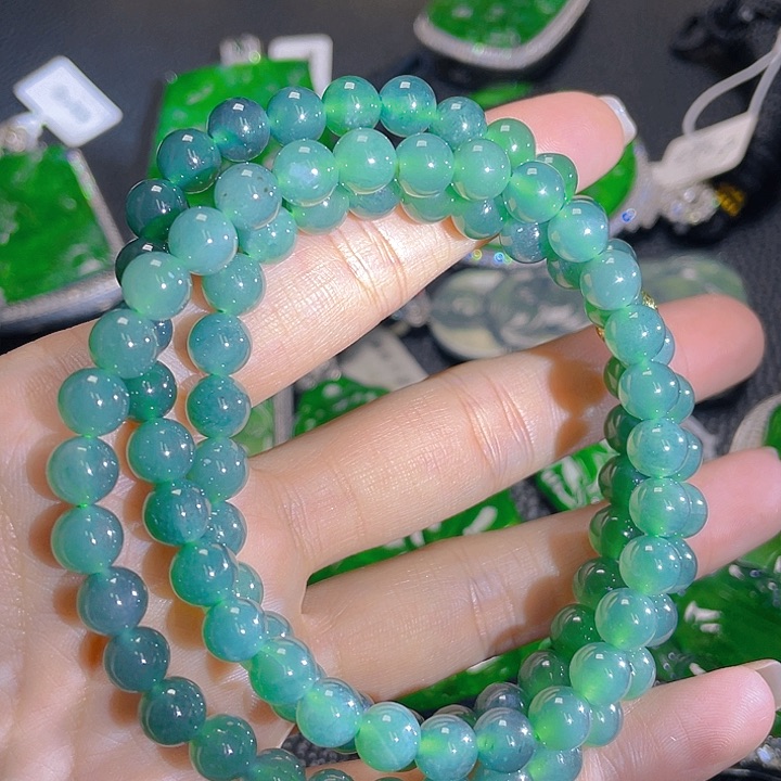 翡翠颈饰未镶嵌78，