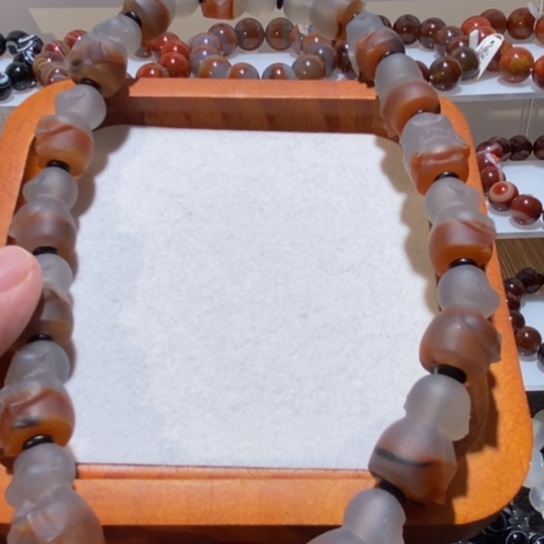 蓝***吗玛瑙/玉髓未镶嵌手链