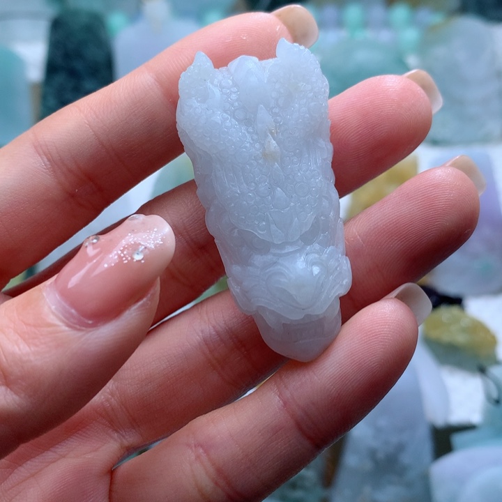 定制翡翠未镶嵌龙牌