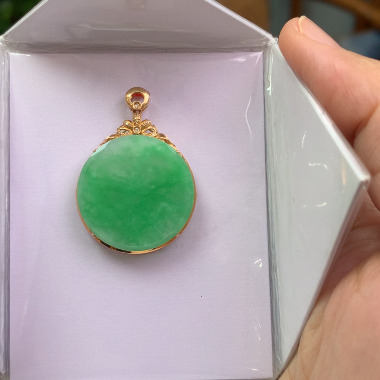 【闪购商品】翡翠颈饰18K金镶嵌翡翠首饰