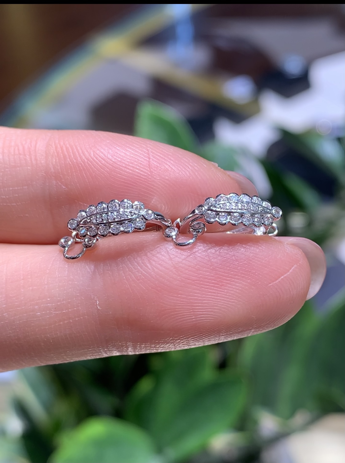 18k金百搭万能耳扣树叶款