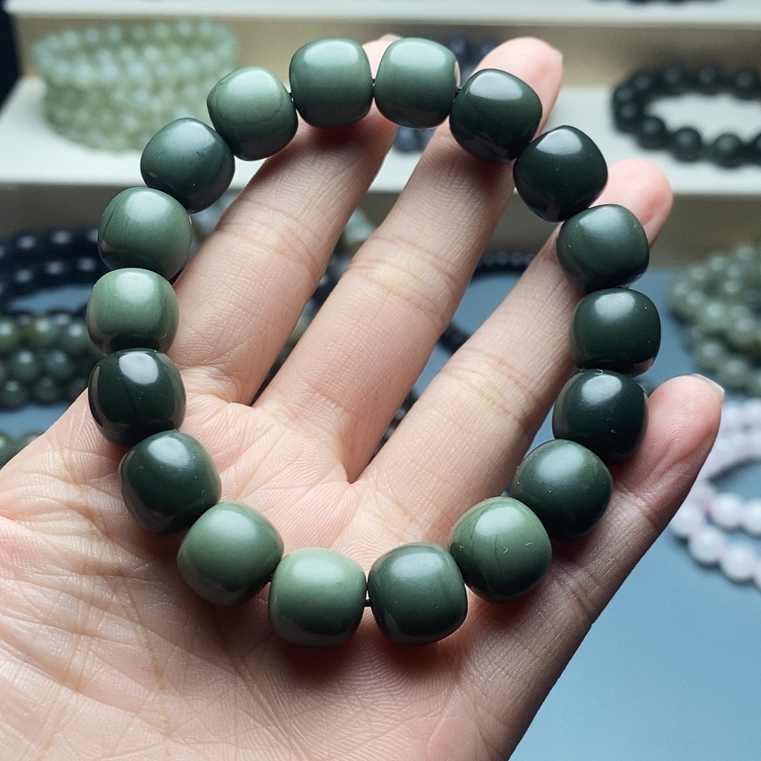 和田玉未镶嵌手链