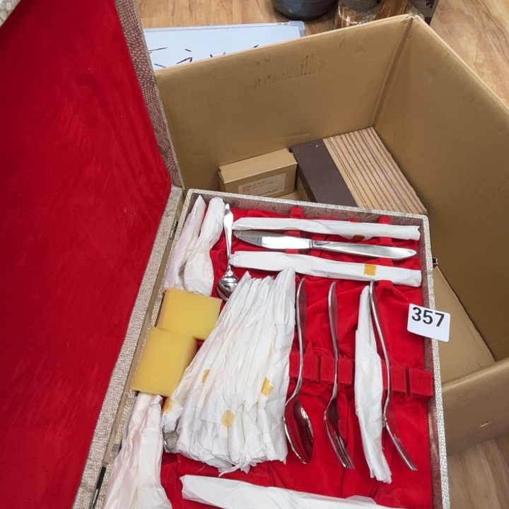 瓷片呀工艺品摆件瓷器摆件正能量