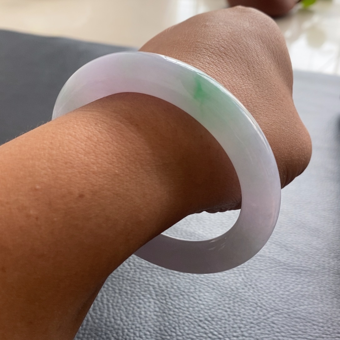 翡翠手镯（圆镯）未镶嵌天然翡翠手镯