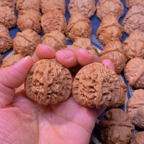 【闪购商品】吊坠文玩核桃角白41