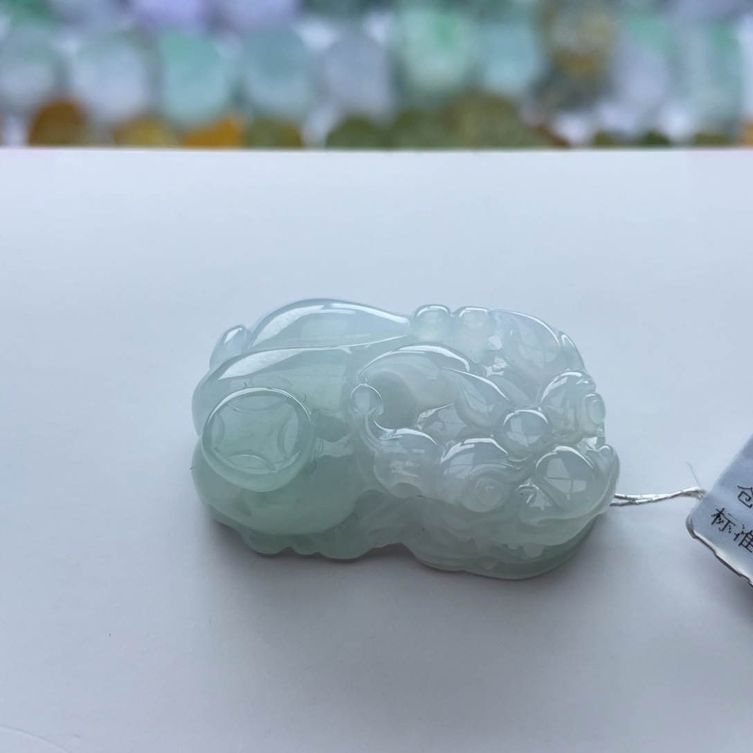 翡翠颈饰未镶嵌貔貅
