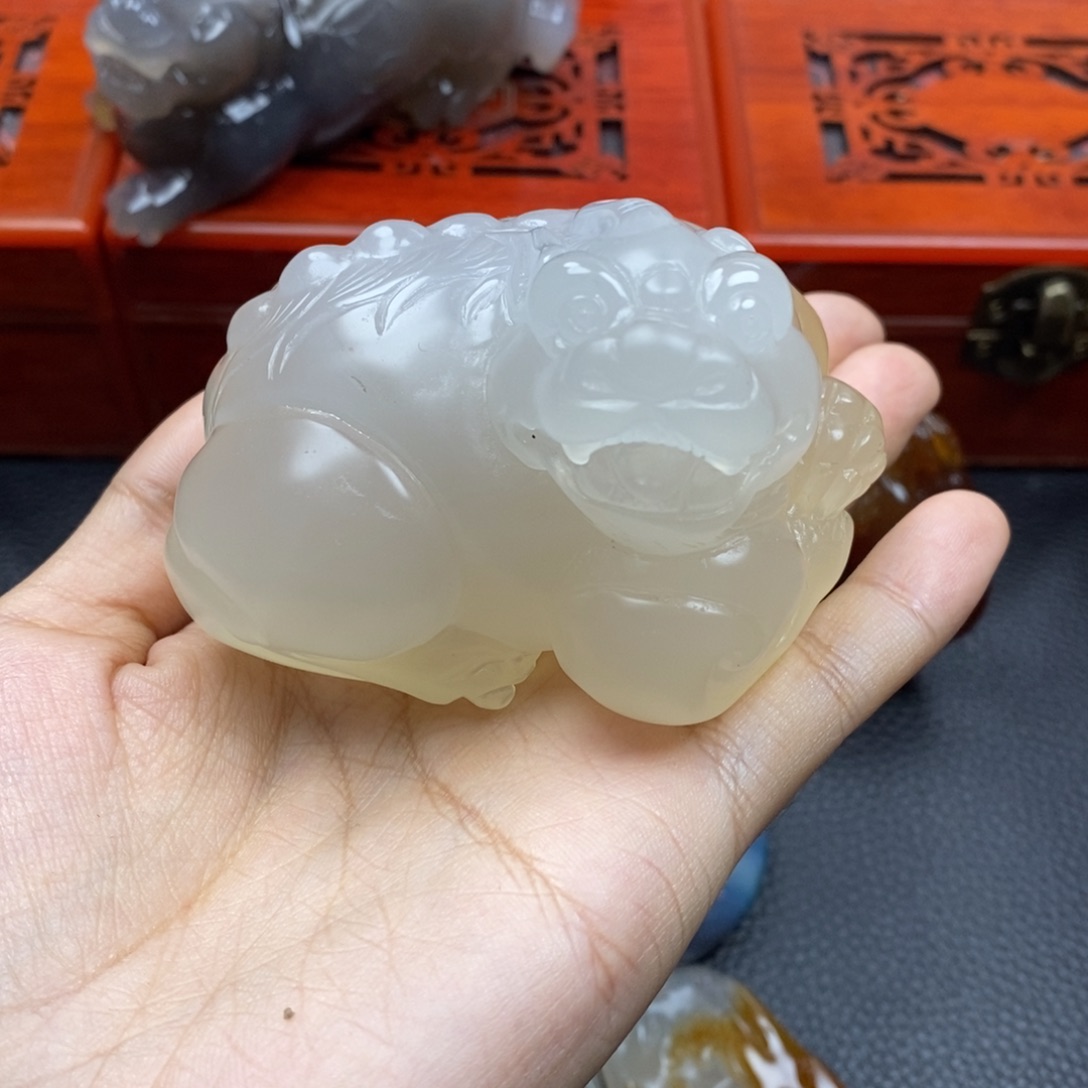 未镶嵌玛瑙/玉髓珠宝奇石