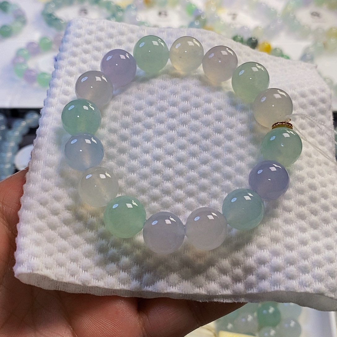 未镶嵌定制翡翠翡翠.