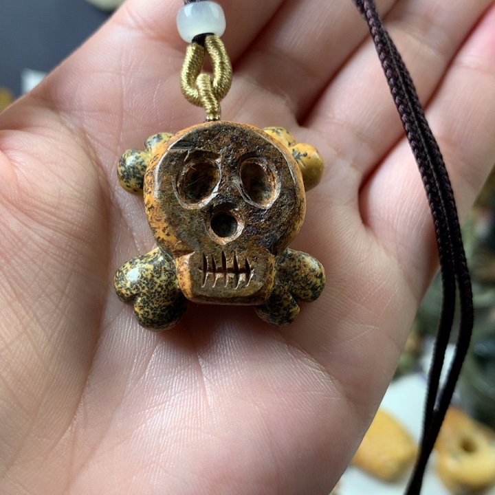 岫岩河磨玉（透闪石质玉）挂件未镶嵌