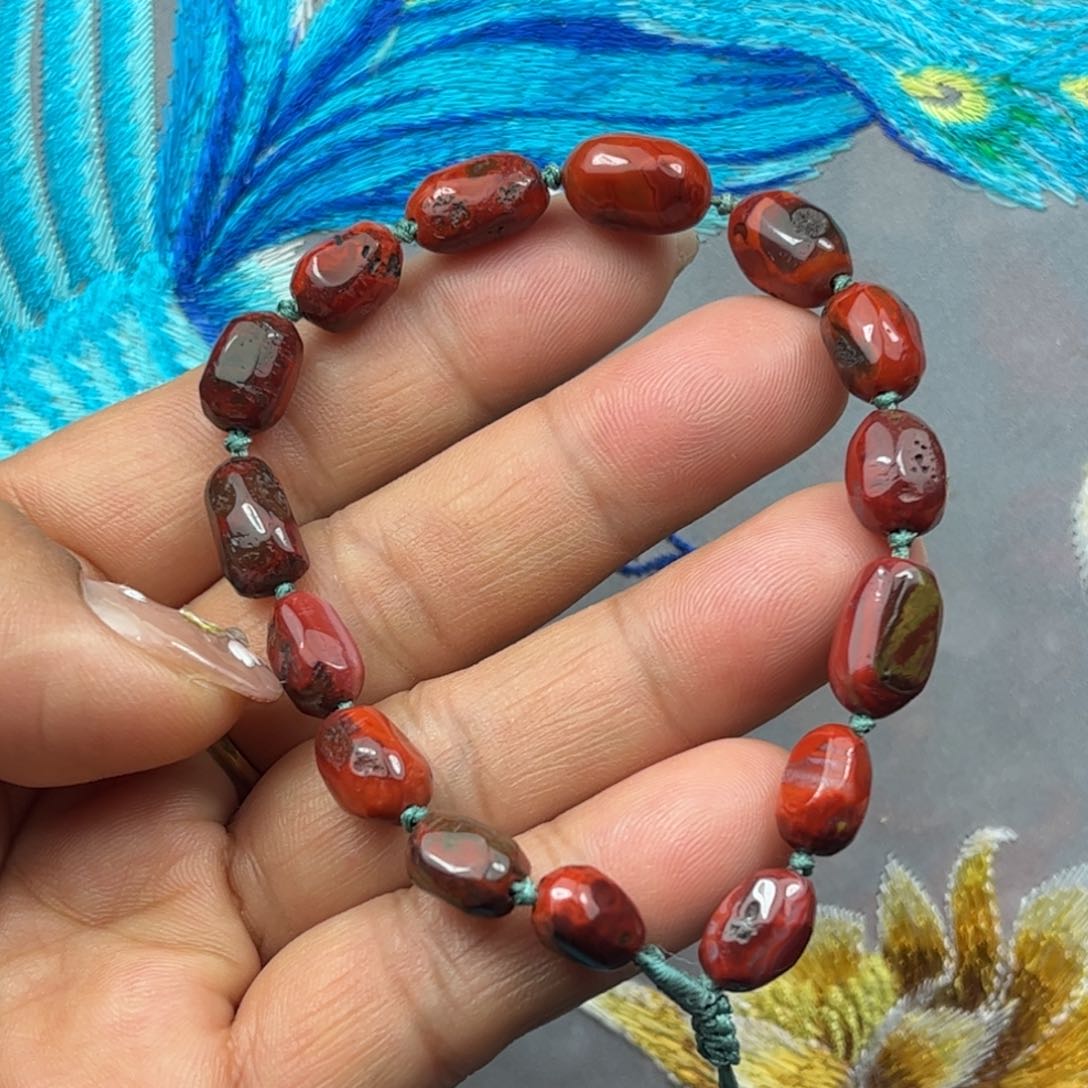 南红玛瑙手串未镶嵌