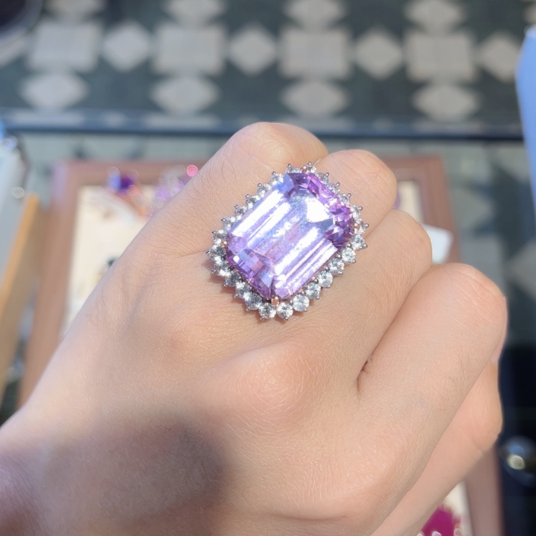 石英石铜合金大卡紫方糖戒指