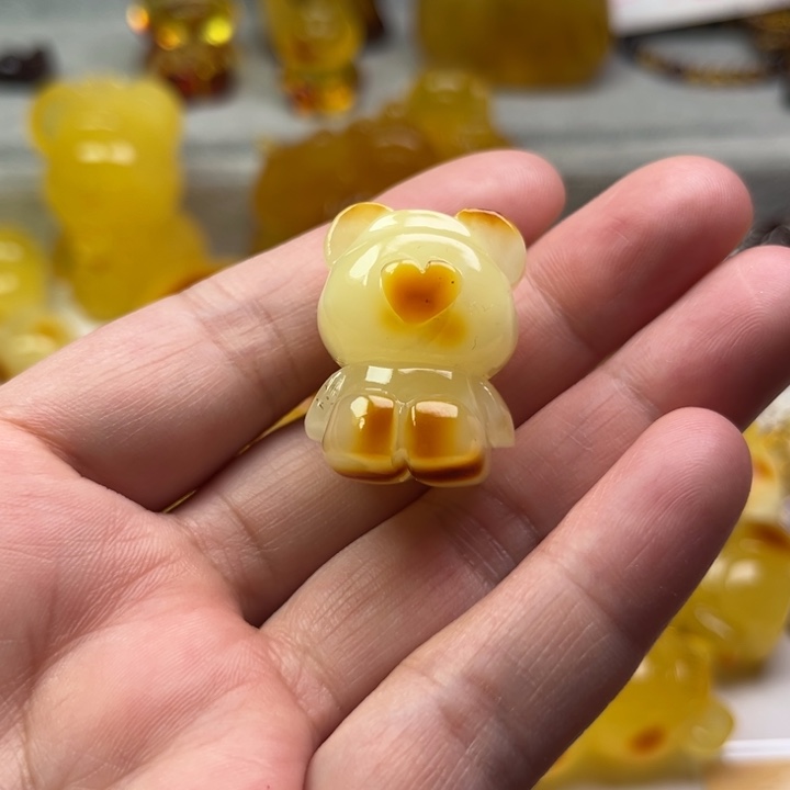 琥珀颈饰未镶嵌琥珀蜜蜡