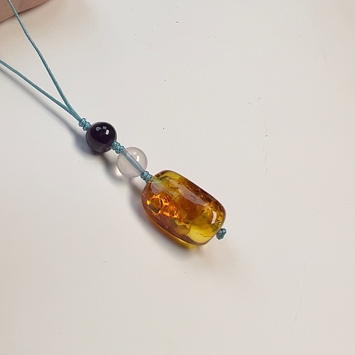 未镶嵌项圈琥珀（花珀）