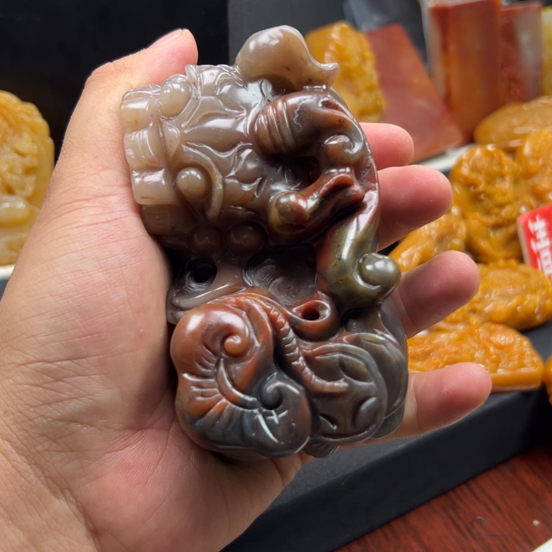 石英质玉（黄龙玉）未镶嵌hly
