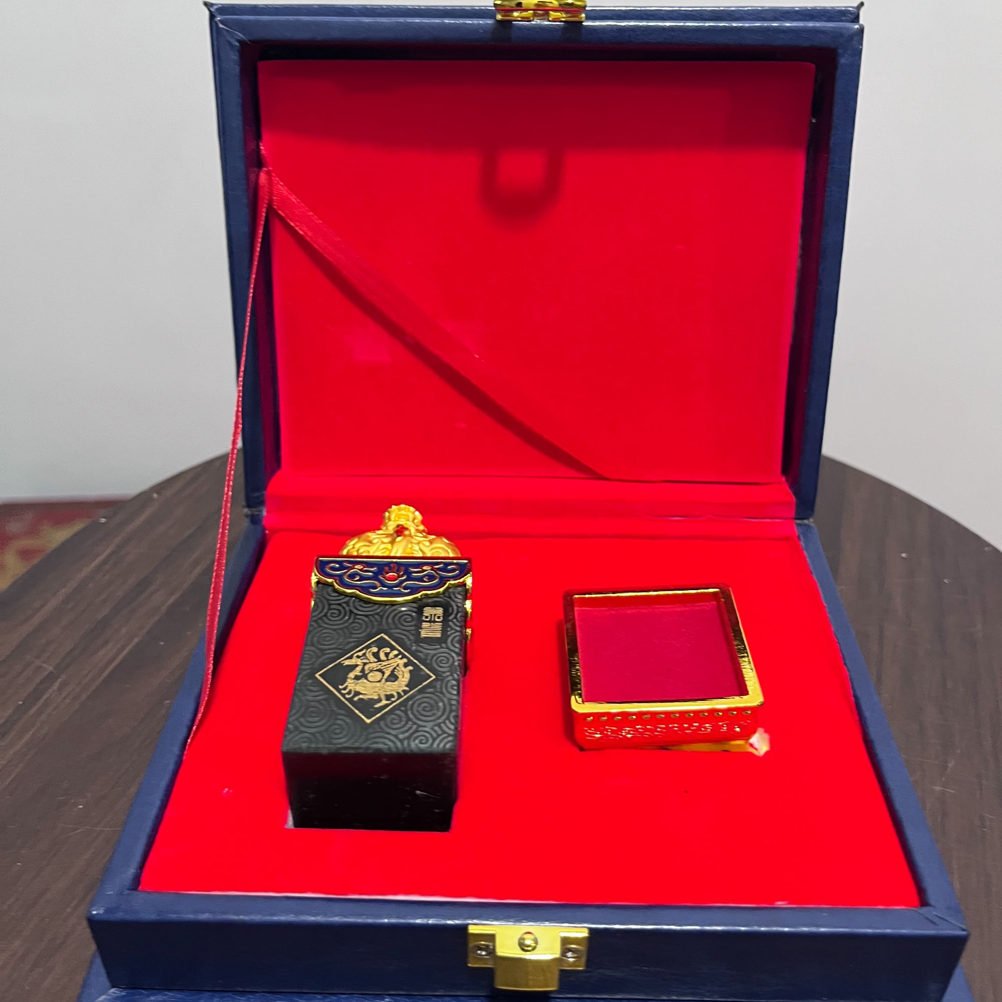 194典雅艺术桌面摆件代拍链接