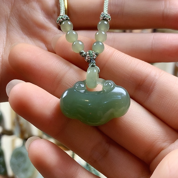 颈饰未镶嵌和田玉豆****手