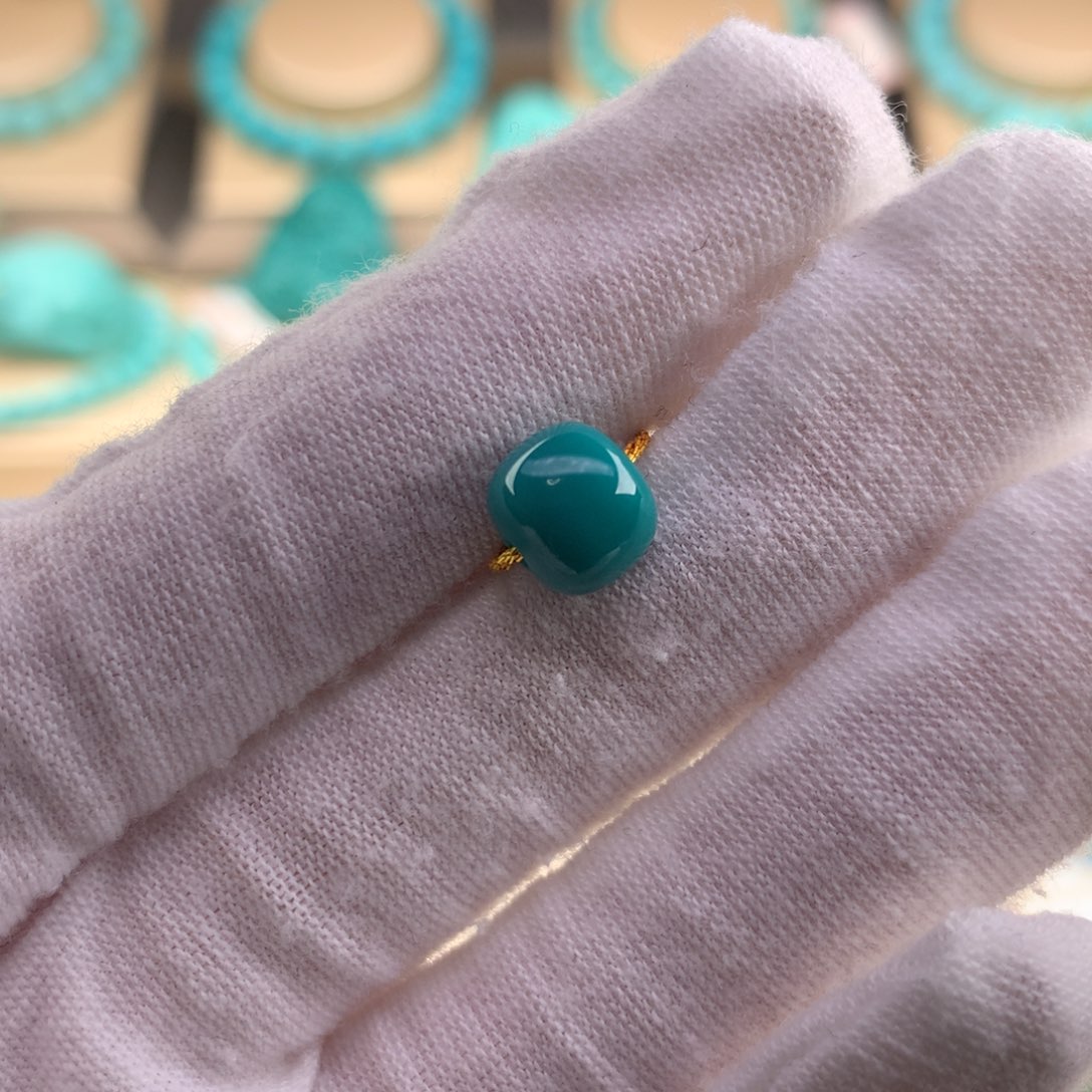 绿松石珠宝奇石未镶嵌8.2*7.2mm