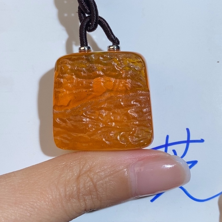 定制琥珀未镶嵌琥珀