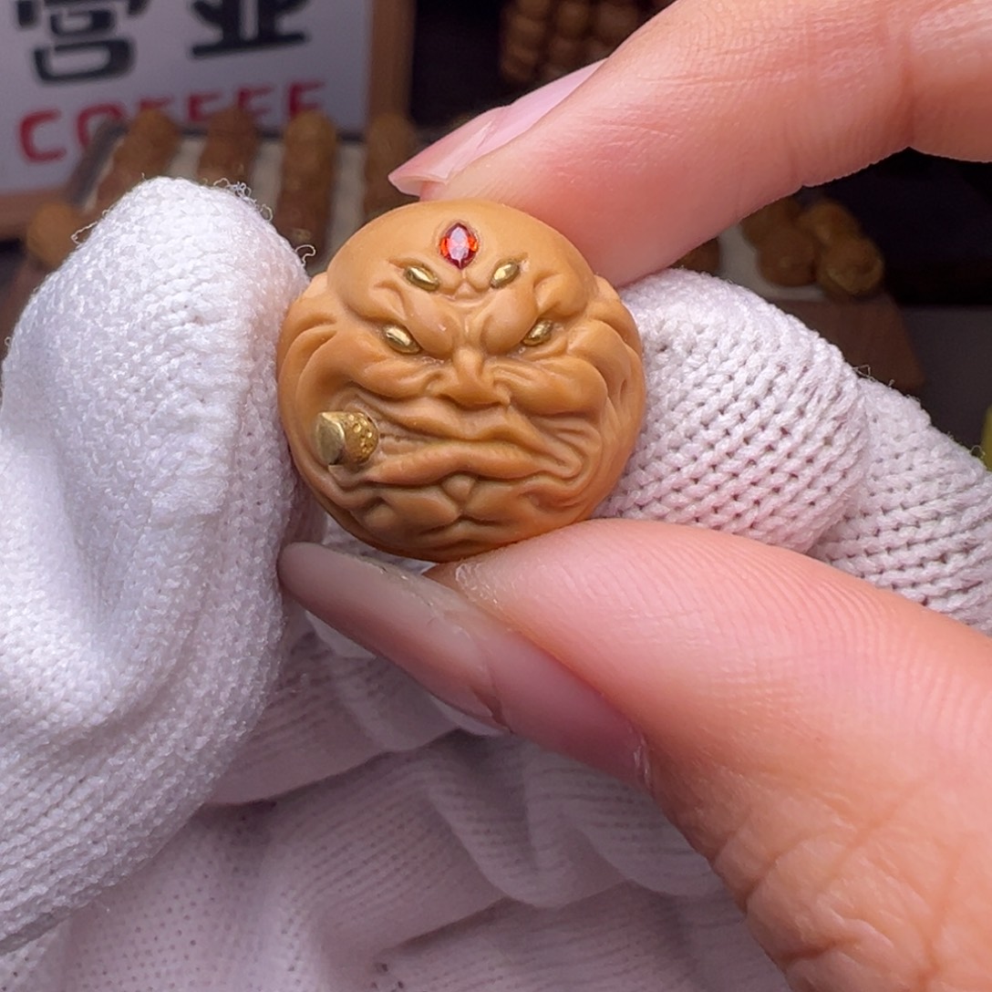 猴头核桃把件镶嵌款五目烟鬼全品有正常封口线