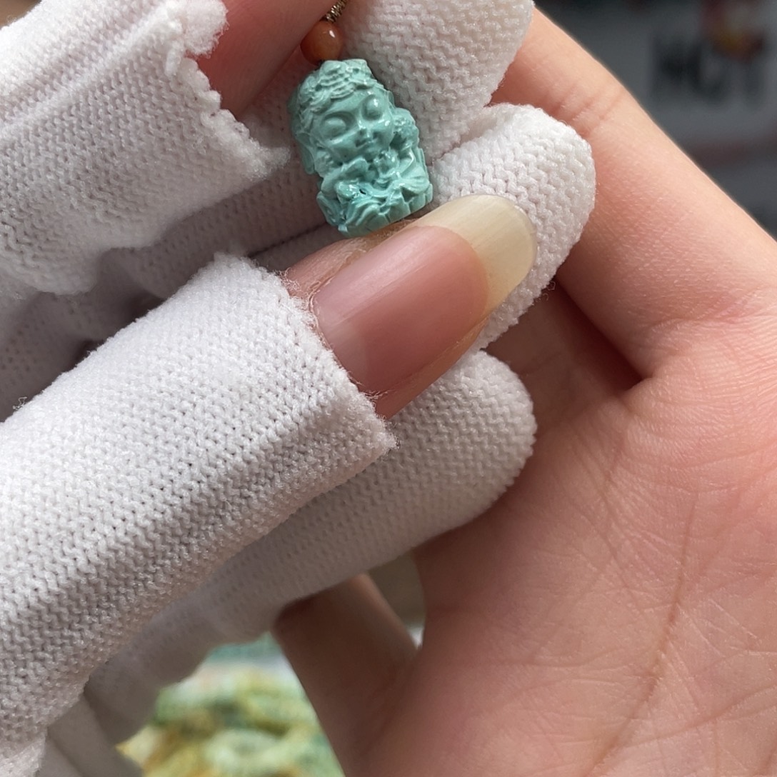 绿松石未镶嵌挂件