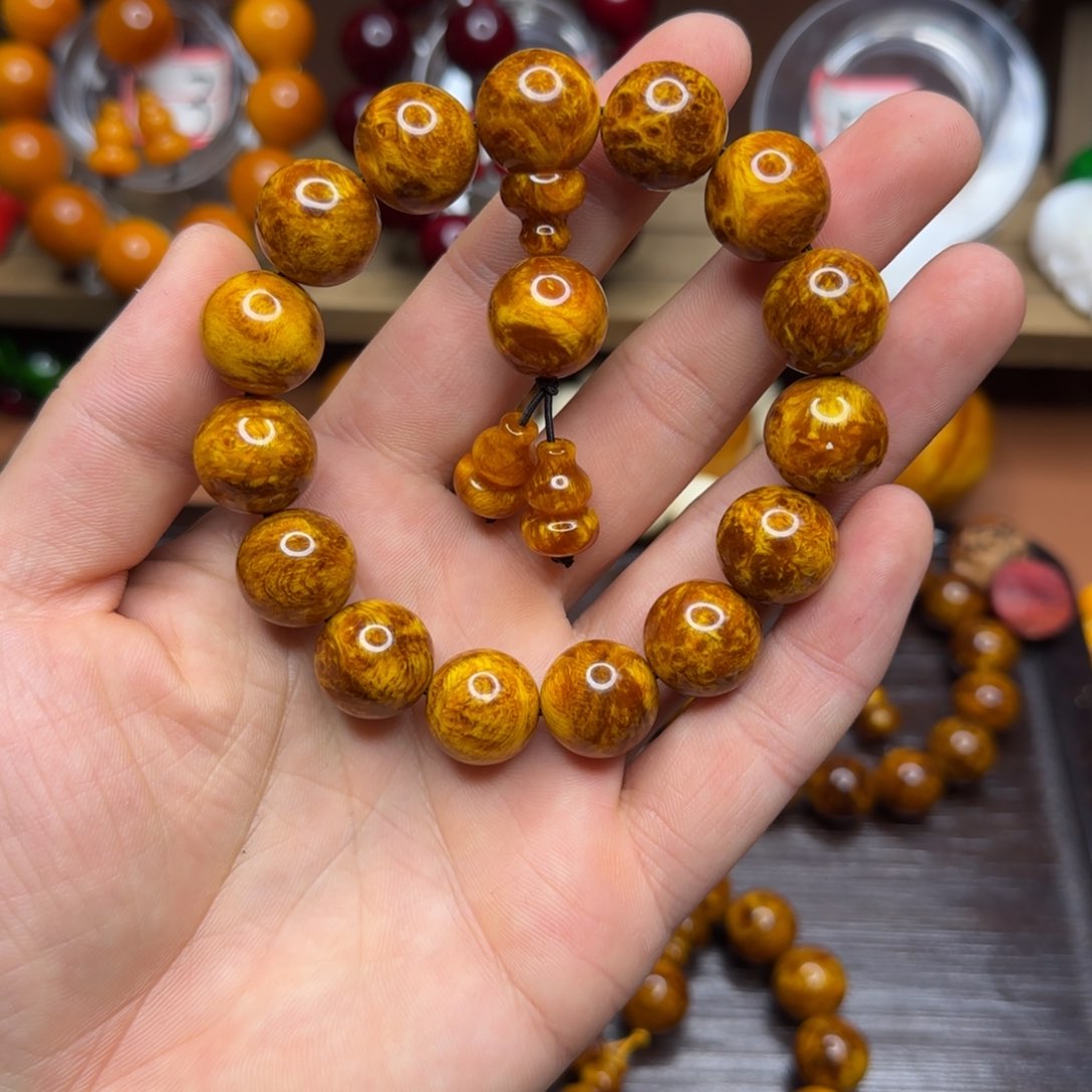 ?**正北沉香琥珀木1.5留疤112号