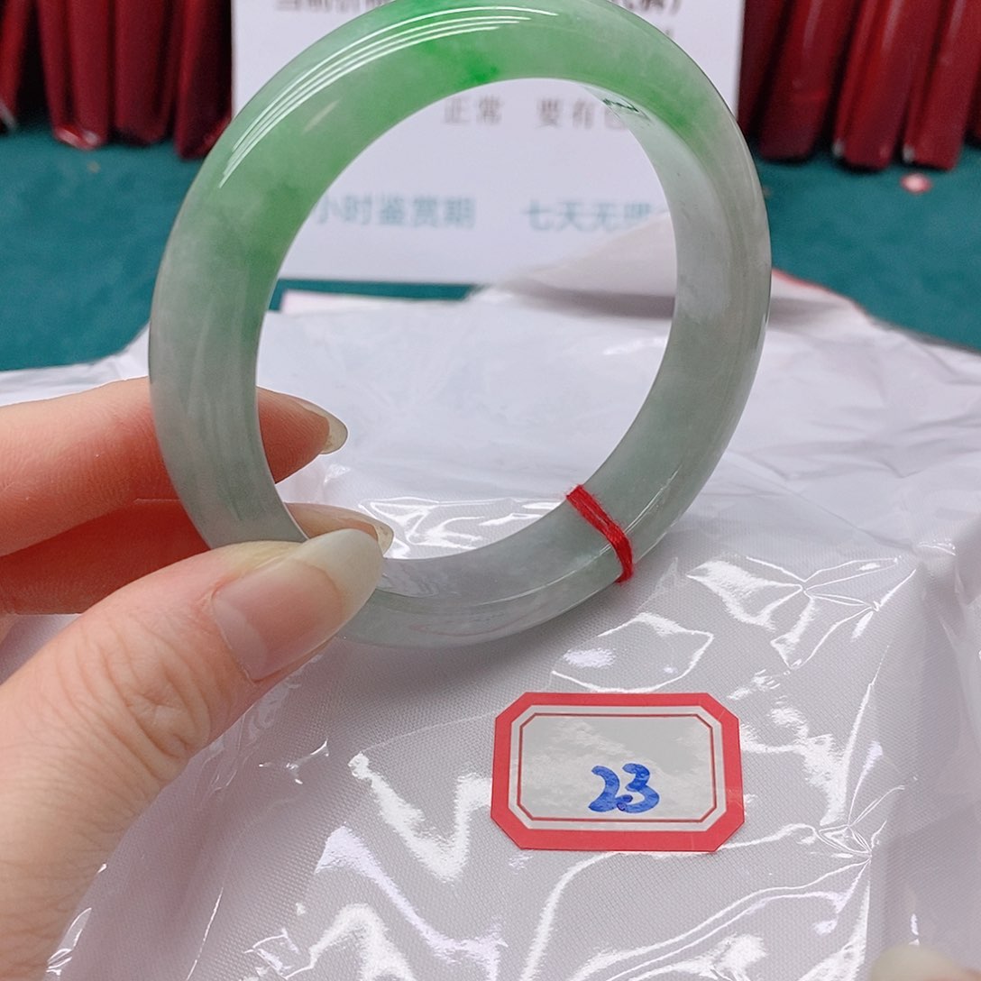 翡翠手镯未镶嵌@*楠2333333333