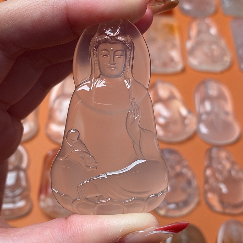 【闪购商品】玛瑙/玉髓未镶嵌颈饰?***龙